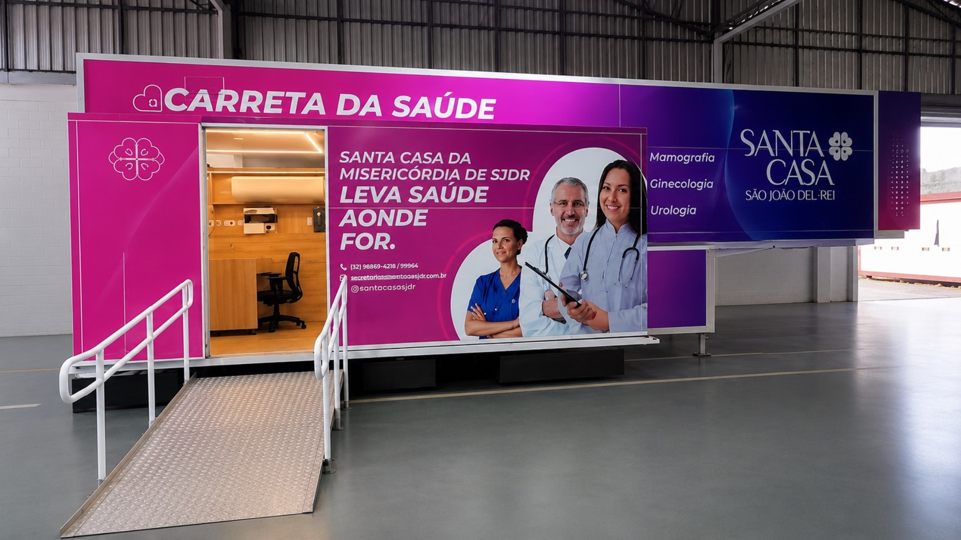 Unidade móvel de saúde Labor em apresentação institucional
