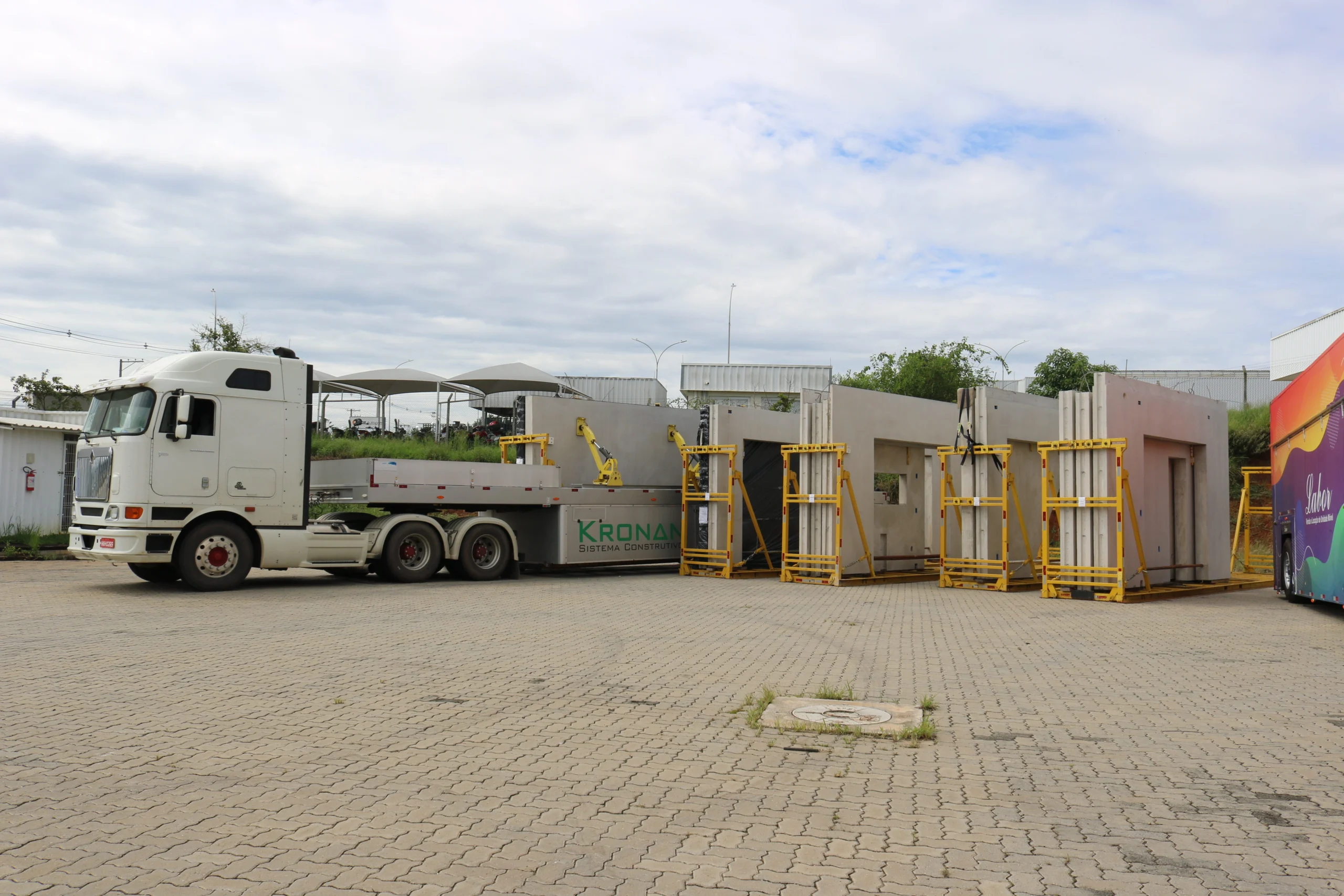 Foto principal do case Kronan com Inloader Labor